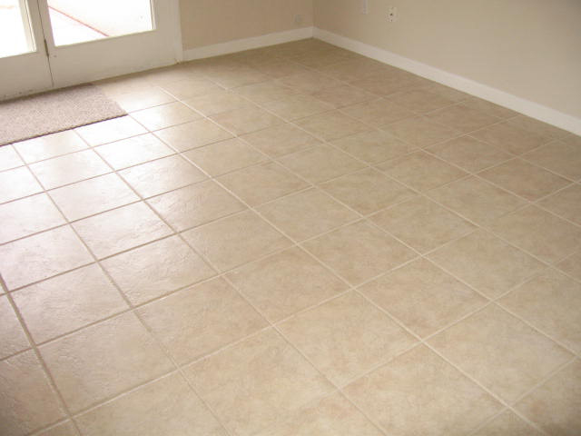 Radiant heat pipes in floor